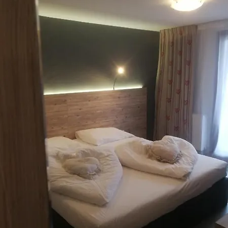 Schoenblick 3*